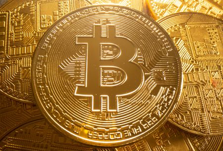 Bitcoin Rises 4.4 Percent To $46,499 | Datafloq