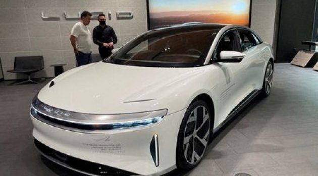Lucid says Saudi Arabia will purchase up to 100,000 vehicles over 10 years
