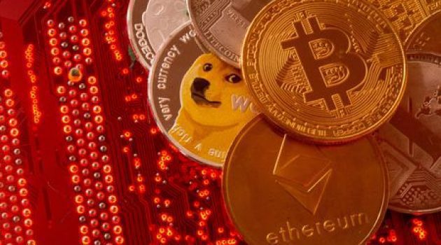 Bitcoin back below $30,000; European regulators renew crypto warnings