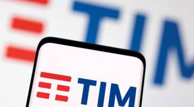 Italian state lender CDP readies offer for TIM's network after national vote