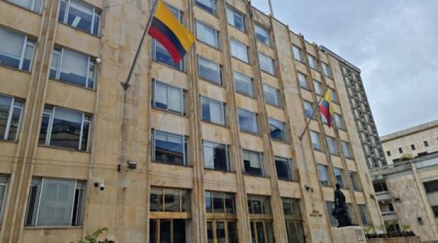 Four bidders approved for Colombia 5G auction