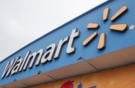 Walmart unveils new GenAI search tech for shoppers at CES | Datafloq