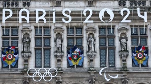 Olympics-Google Maps and other apps asked to restrict route options during Paris Games