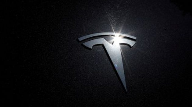 Tesla falls on SAP snub report, Piper Sandler price target cut