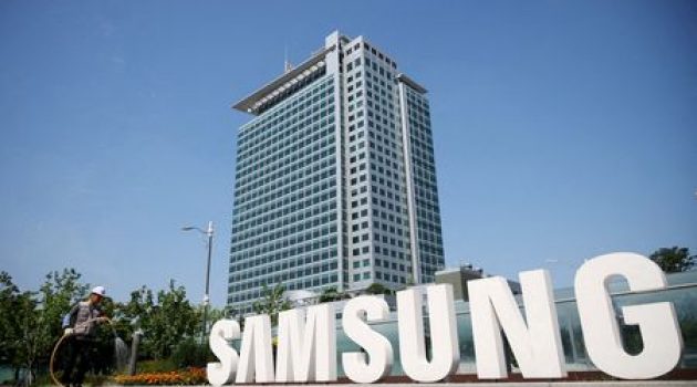Samsung Elec shares priced for $326 million block sale, sources say