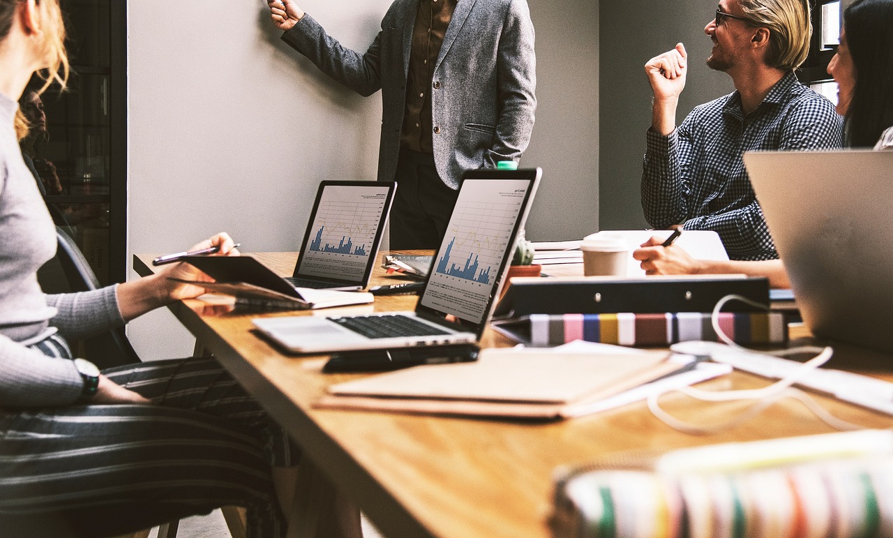 How Small Businesses Can Leverage Big Data for a Competitive Advantage